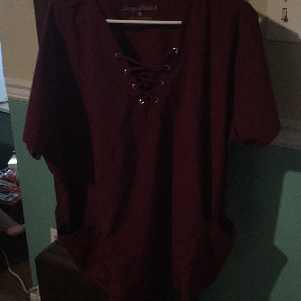 Scrub shirt